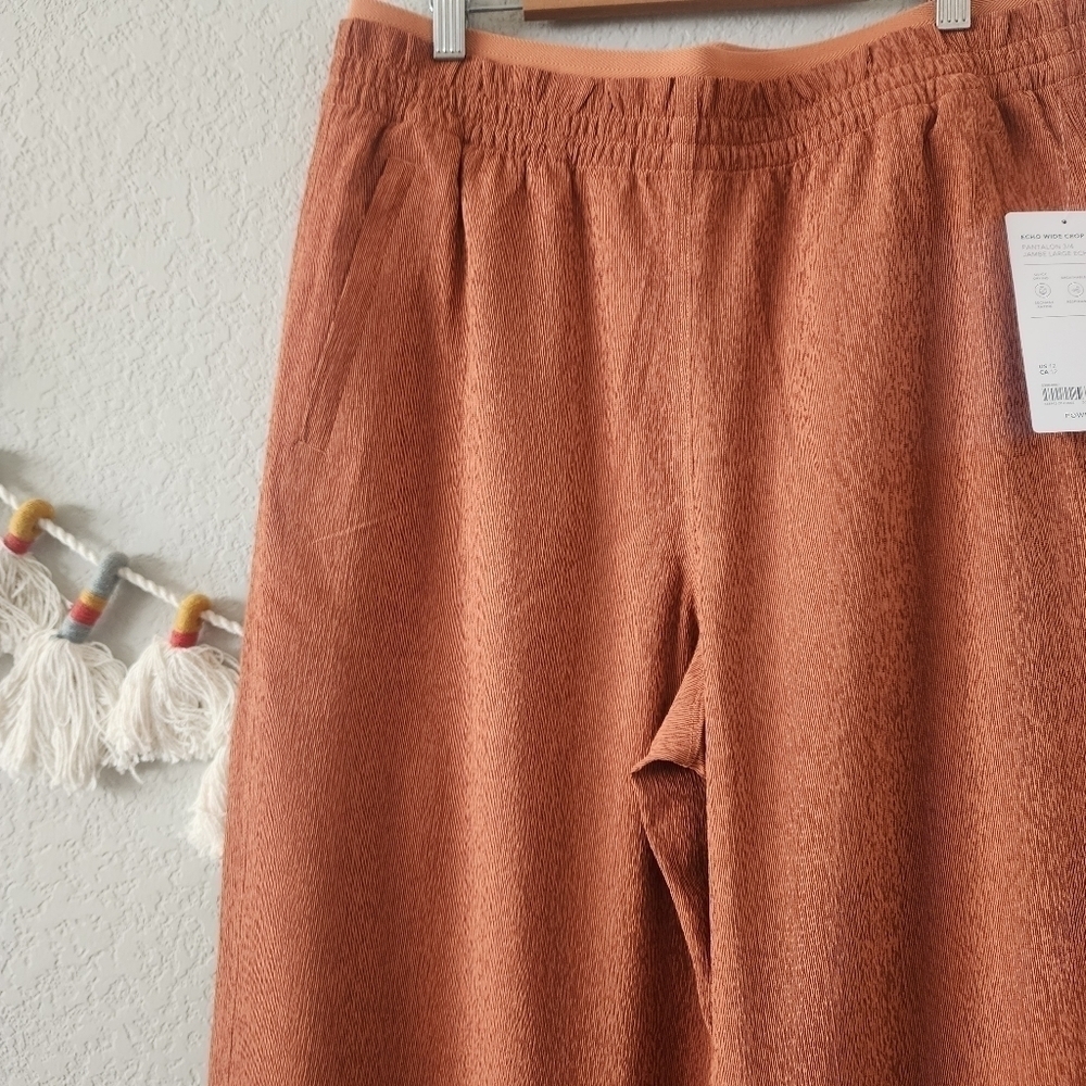 Athleta Echo Wide Leg Crop Pant Jambe Orange Breathable Pull On Packable NWT 12 - Picture 9 of 12